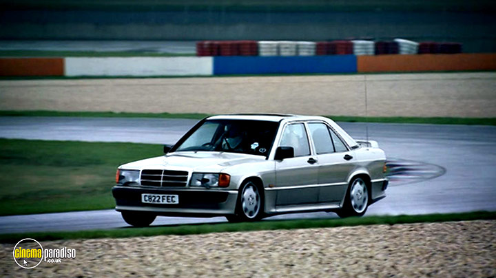 A still #10 from Top Gear: The Challenges: Vol.6 (2012)