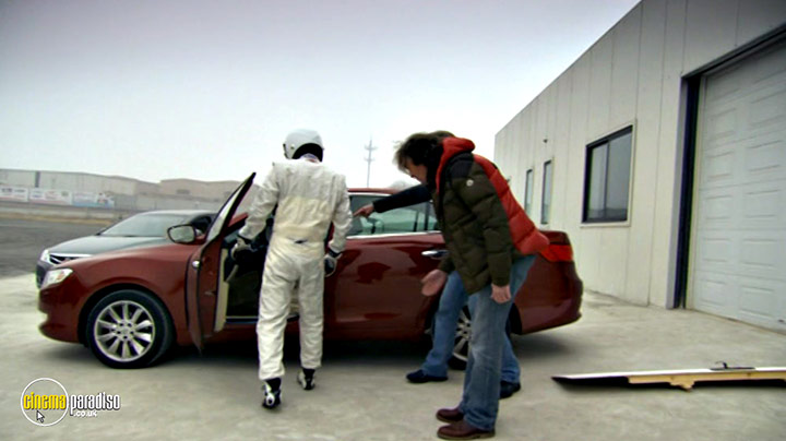 A still #14 from Top Gear: The Challenges: Vol.6 (2012)