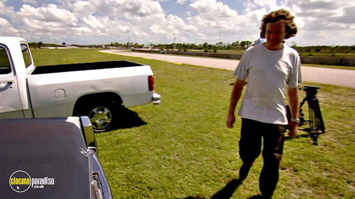 A still #20 from Top Gear: The Challenges: Vol.6 (2012)