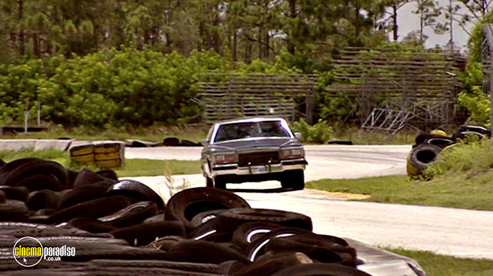 A still #21 from Top Gear: The Challenges: Vol.6 (2012)