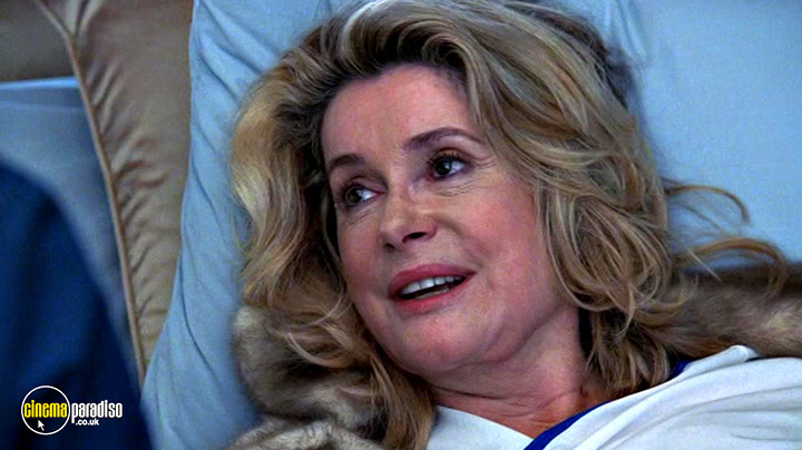A still #31 from Nip / Tuck: Series 4 (2006)