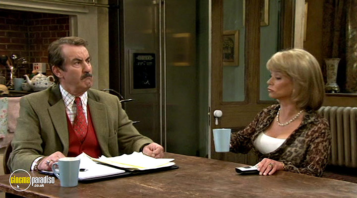 A still #26 from The Green Green Grass: Series 4 (2009)