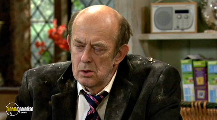 A still #20 from The Green Green Grass: Series 4 (2009)