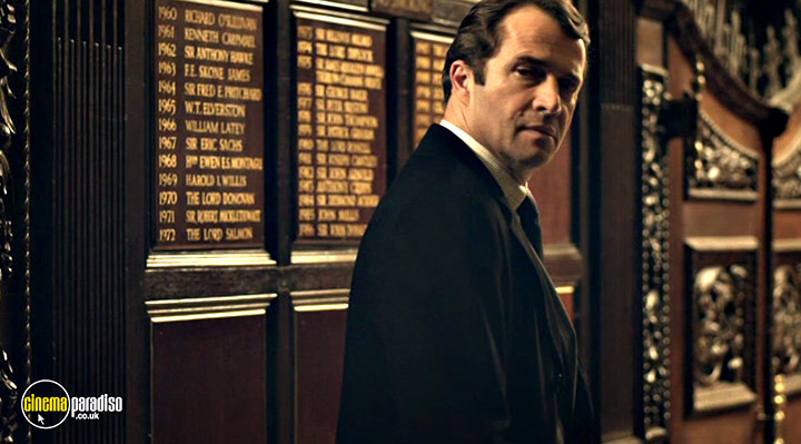 A still #15 from Injustice (2011)