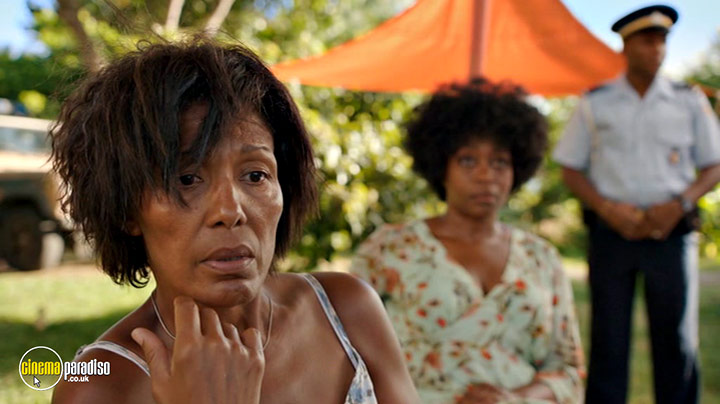 A still #9 from Death in Paradise: Series 6 (2017)