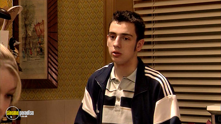 A still #11 from Two Pints of Lager and a Packet of Crisps: Series 1 and 2 (2001)