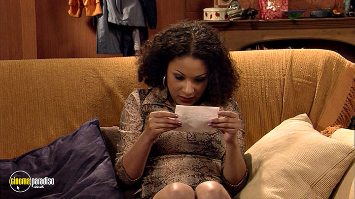 A still #19 from Two Pints of Lager and a Packet of Crisps: Series 1 and 2 (2001)
