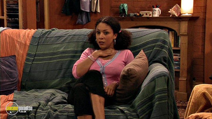 A still #28 from Two Pints of Lager and a Packet of Crisps: Series 1 and 2 (2001)