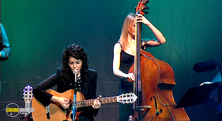 A still #18 from Katie Melua: On the Road Again (2005)