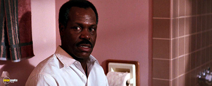 A still #27 from Lethal Weapon 2 (1989)