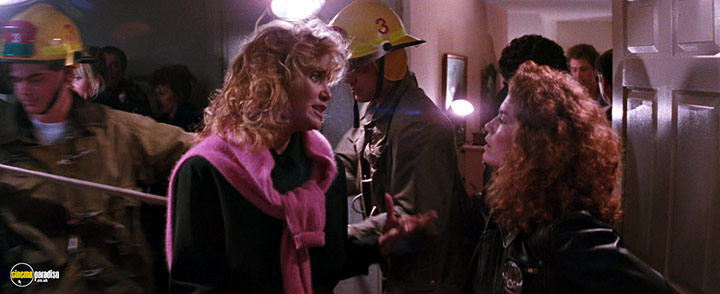 A still #26 from Lethal Weapon 2 (1989)