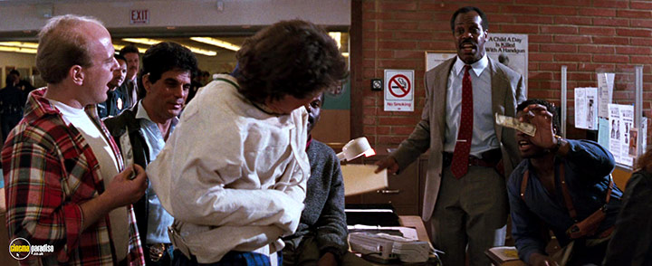 A still #20 from Lethal Weapon 2 (1989)