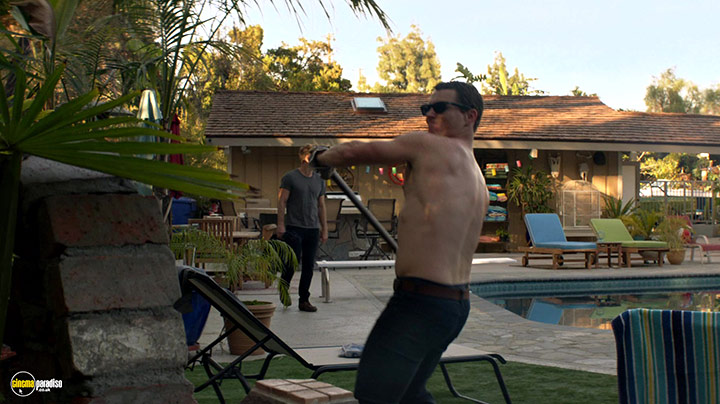 A still #21 from Animal Kingdom: Series 1 (2016)