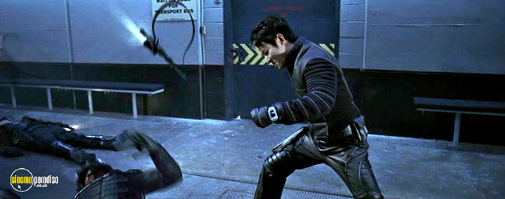 A still #20 from The One (2001)