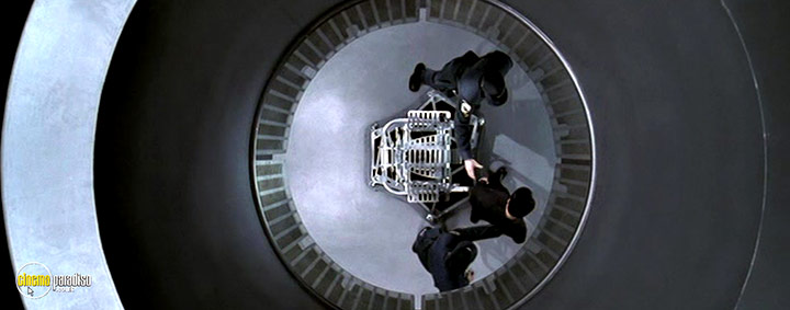 A still #16 from The One (2001)