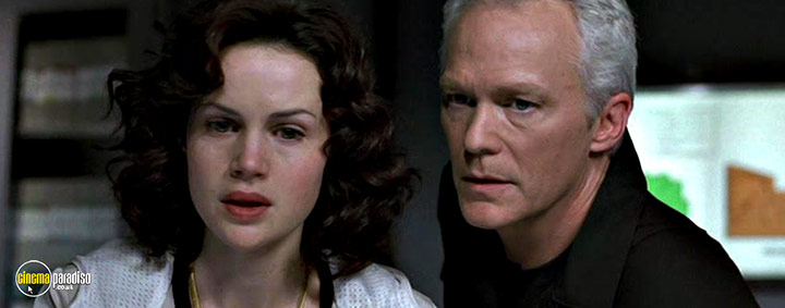 A still #2 from The One (2001)