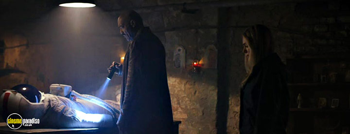 A still #24 from The Rift (2016)