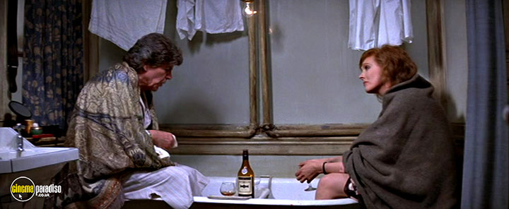 A still #32 from Victor Victoria (1982)