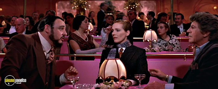 A still #29 from Victor Victoria (1982)