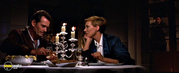 A still #12 from Victor Victoria (1982)