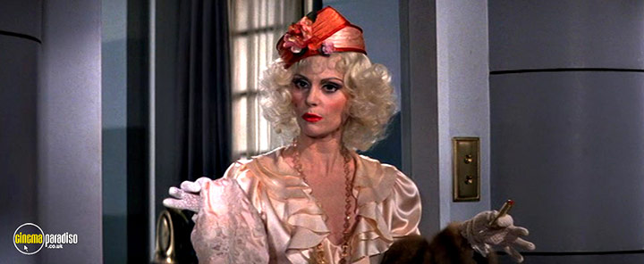 A still #2 from Victor Victoria (1982)