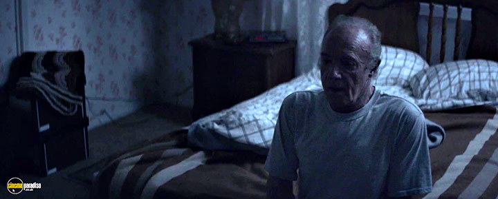 A still #23 from The Good Neighbour (2016)