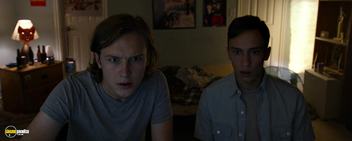 A still #20 from The Good Neighbour (2016)
