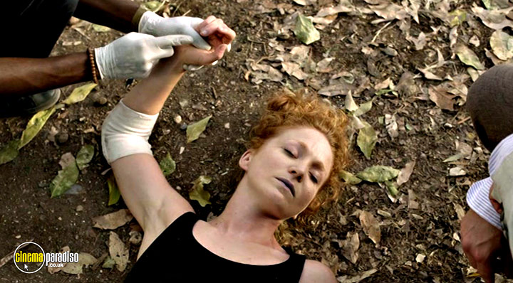 A still #32 from Death in Paradise: Series 3 (2013)