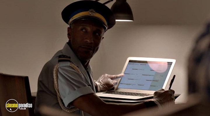 A still #14 from Death in Paradise: Series 3 (2013)