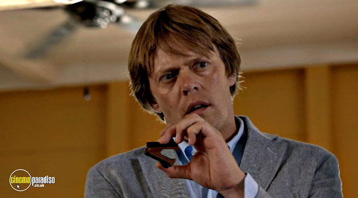 A still #7 from Death in Paradise: Series 3 (2013)