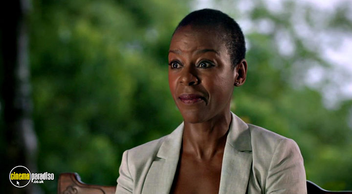 A still #4 from Death in Paradise: Series 3 (2013)