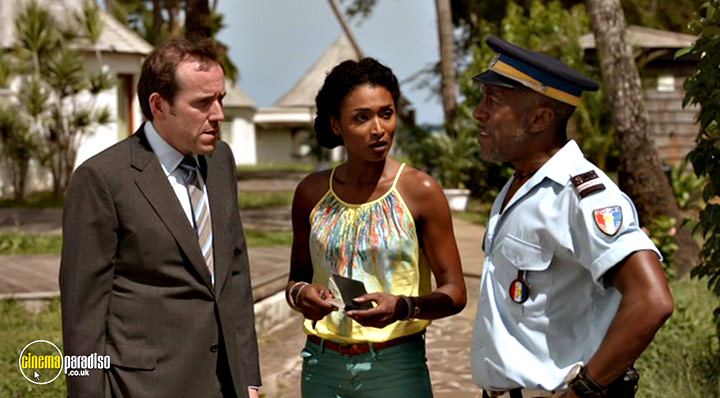 A still #8 from Death in Paradise: Series 2 (2012)