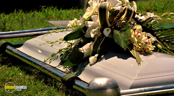 A still #38 from Nip / Tuck: Series 3 (2005)