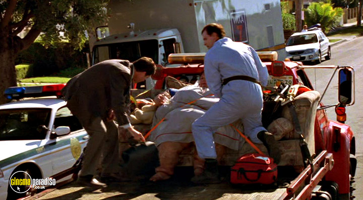 A still #28 from Nip / Tuck: Series 3 (2005)