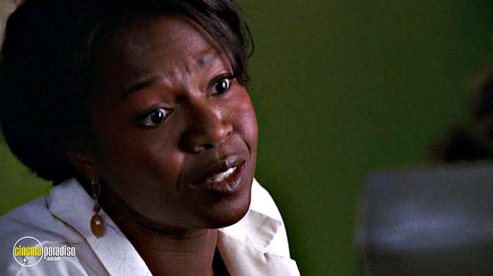 A still #53 from Nip / Tuck: Series 2 (2004)