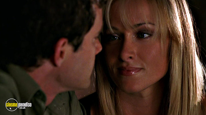 A still #47 from Nip / Tuck: Series 2 (2004)