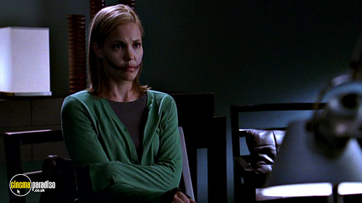 A still #42 from Nip / Tuck: Series 2 (2004)