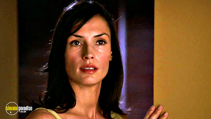 A still #2 from Nip / Tuck: Series 2 (2004)