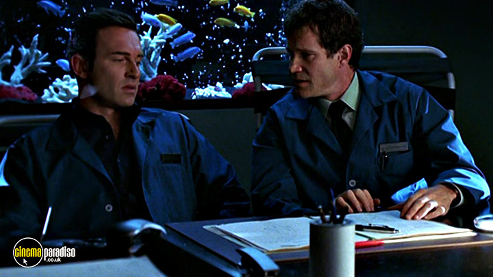A still #33 from Nip / Tuck: Series 2 (2004)