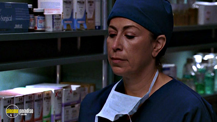 A still #16 from Nip / Tuck: Series 2 (2004)