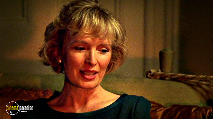 A still #41 from Perfect Strangers (2001)