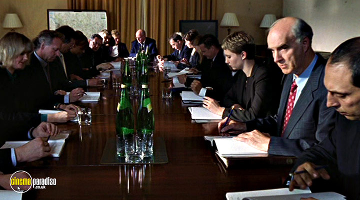 A still #24 from Perfect Strangers (2001)