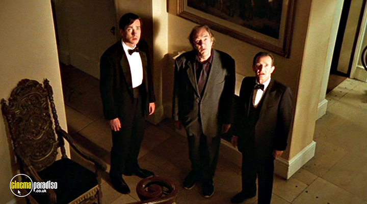 A still #9 from Perfect Strangers (2001)