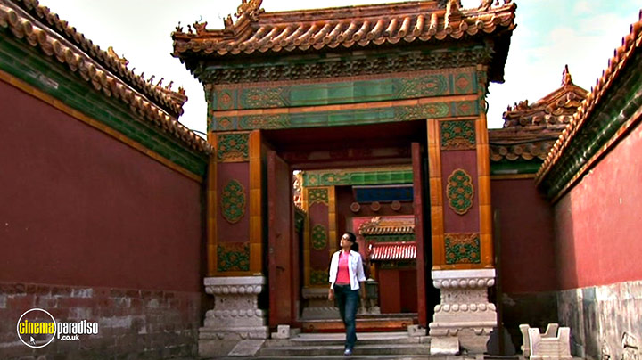 A still #44 from Secrets of the Forbidden City (2008)