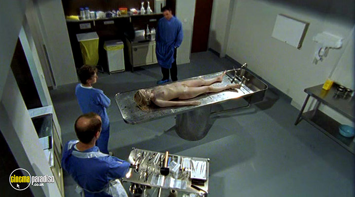 A still #33 from Silent Witness: Series 5 and 6 (2000)