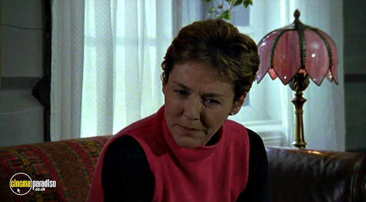 A still #31 from Silent Witness: Series 5 and 6 (2000)