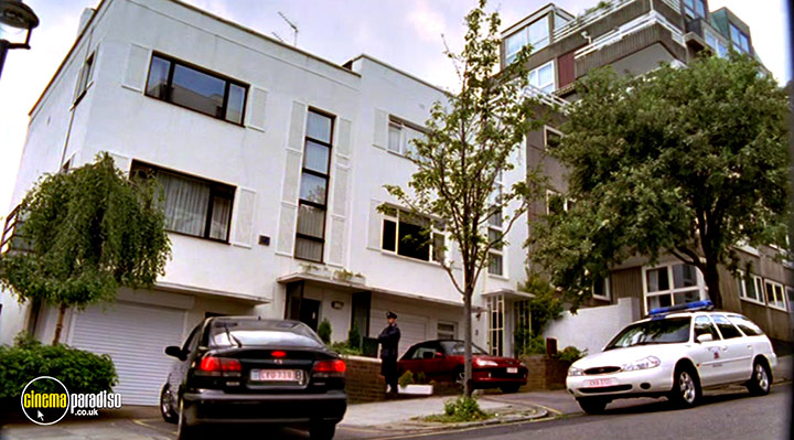 A still #27 from Silent Witness: Series 5 and 6 (2000)