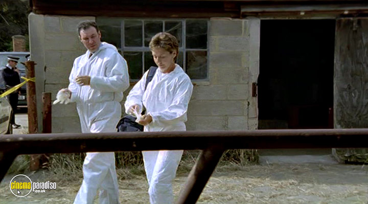 A still #12 from Silent Witness: Series 5 and 6 (2000)