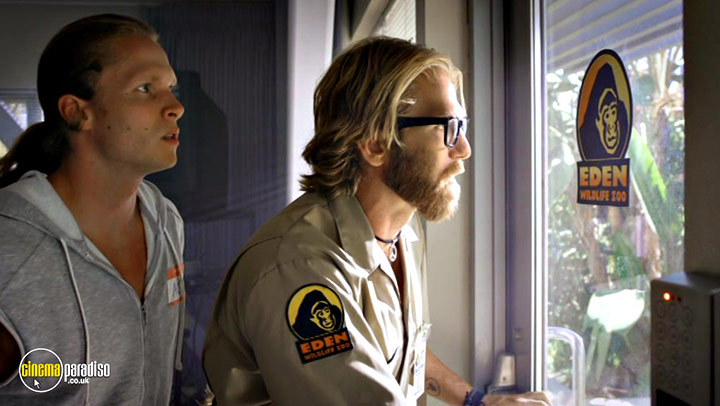 A still #13 from Zoombies (2016)
