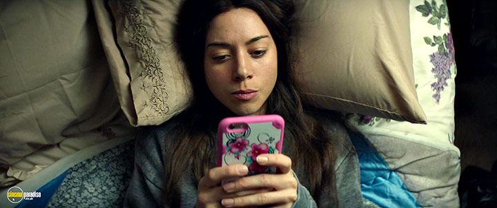 A still #8 from Ingrid Goes West (2017)